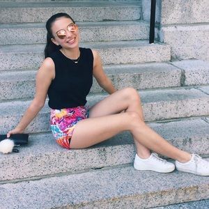 Meet your Posher, Shana